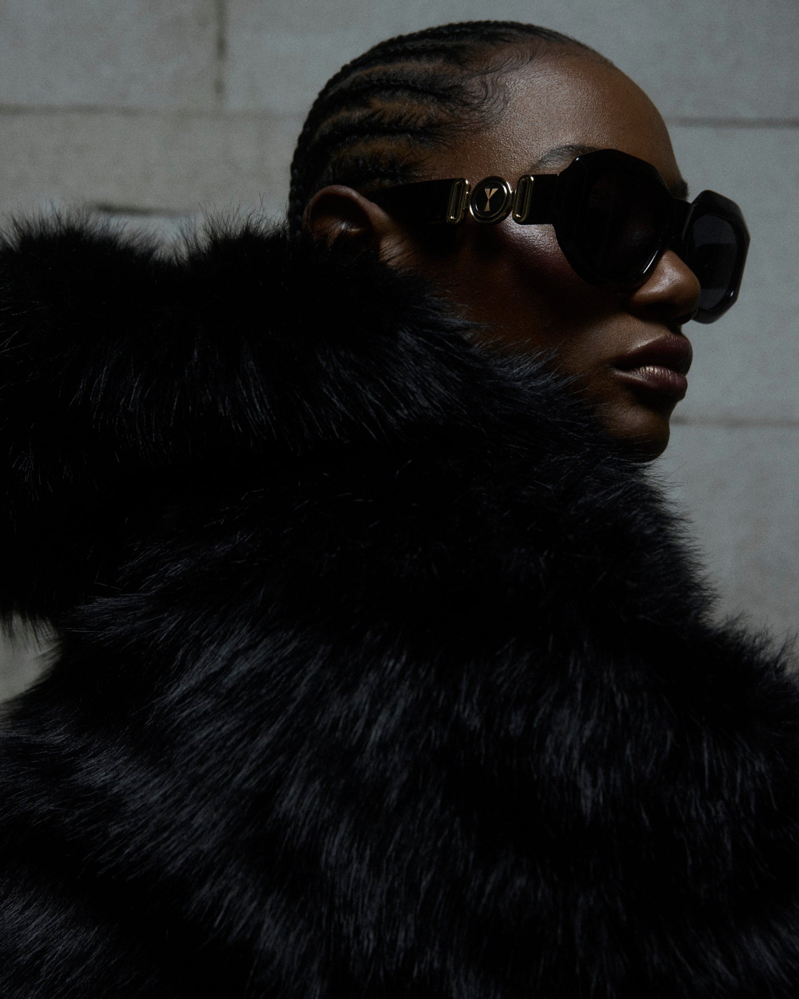 CINVINI - BLACK FURBY JACKET